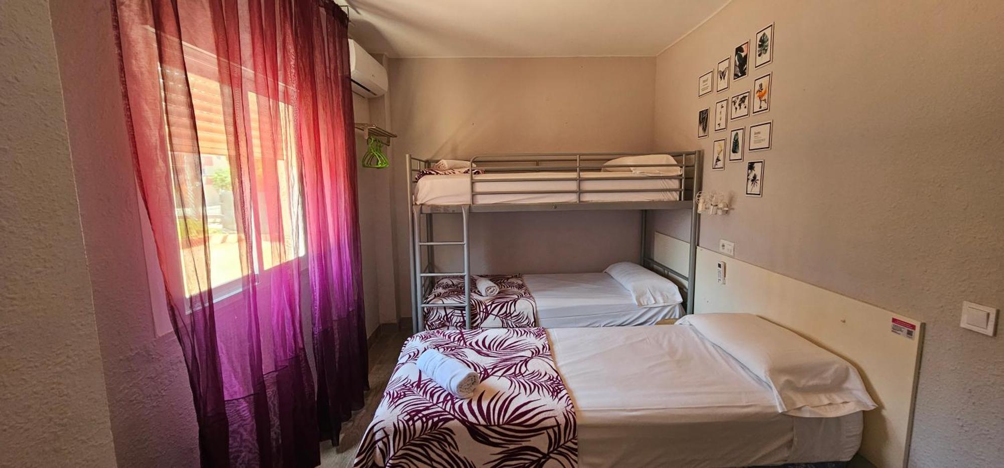 Hostal La Cabana Salou Buitenkant foto
